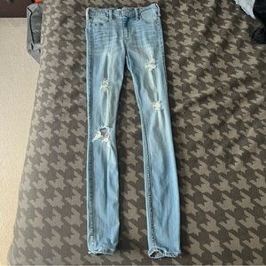 Hollister High Rise Jean